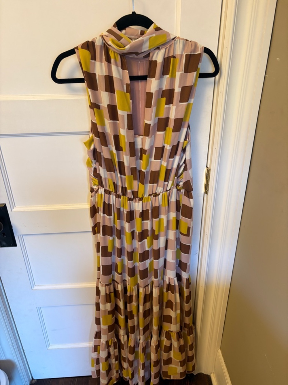 Kate Spade Sleeveless Geometric Print Maxi Dress in Brown & Yellow